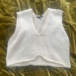 White knit crop top